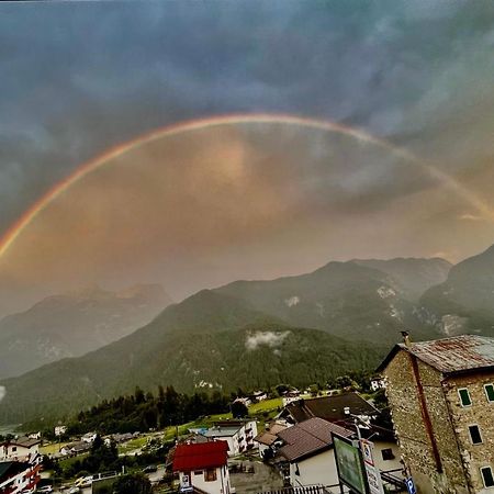 C'Era Una Volta Un Re… Calalzo di Cadore Exteriör bild